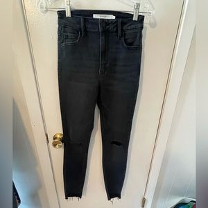 2/$15 Black hidden jeans with distressing